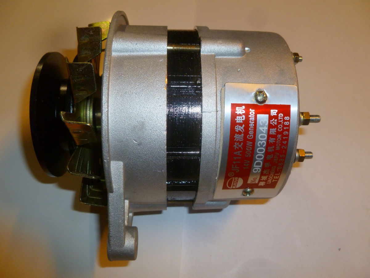 Генератор зарядный Ricardo Y480BD TDК 14 4L (D=84 ТСС 022458 Генераторы (электростанции)