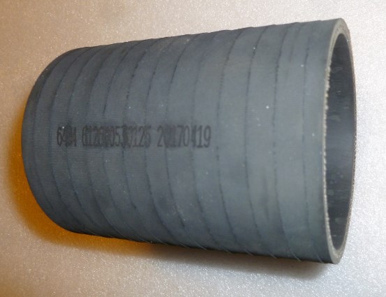 Патрубок радиатора (84х75х110) резиновый 6M21 ТСС 018714 Масляные обогреватели